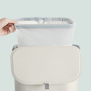 Szekrényajtóra akasztható biohulladékgyűjtő, 9 l, fehér – SONGMICS – 3. termékkép